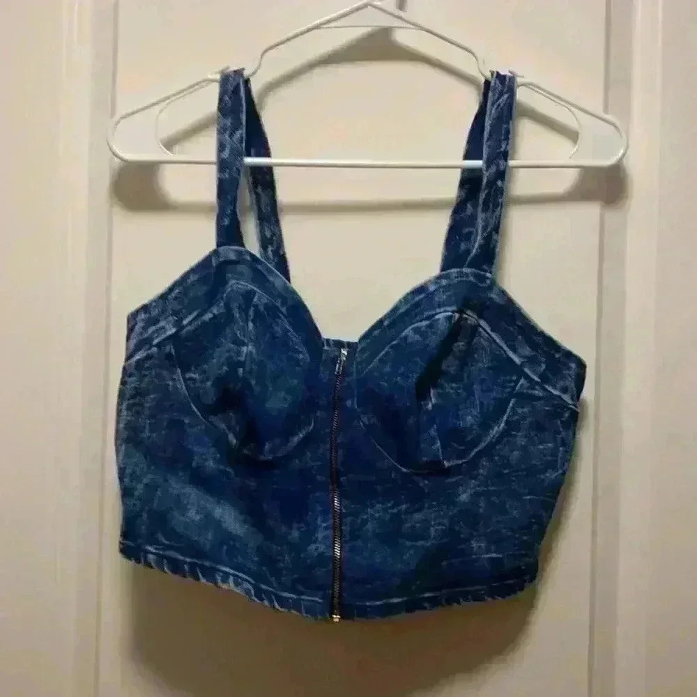 Crop top